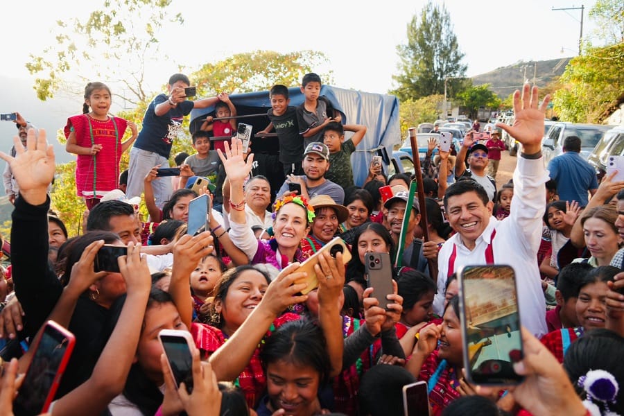 Cercanía inigualable con el pueblo de Oaxaca_Claudia Sheinbaum y Salomón Jara llevan esperanza a la Mixteca