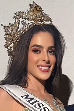 250px-Fátima_Bosch,_Miss_Universe_México_2025